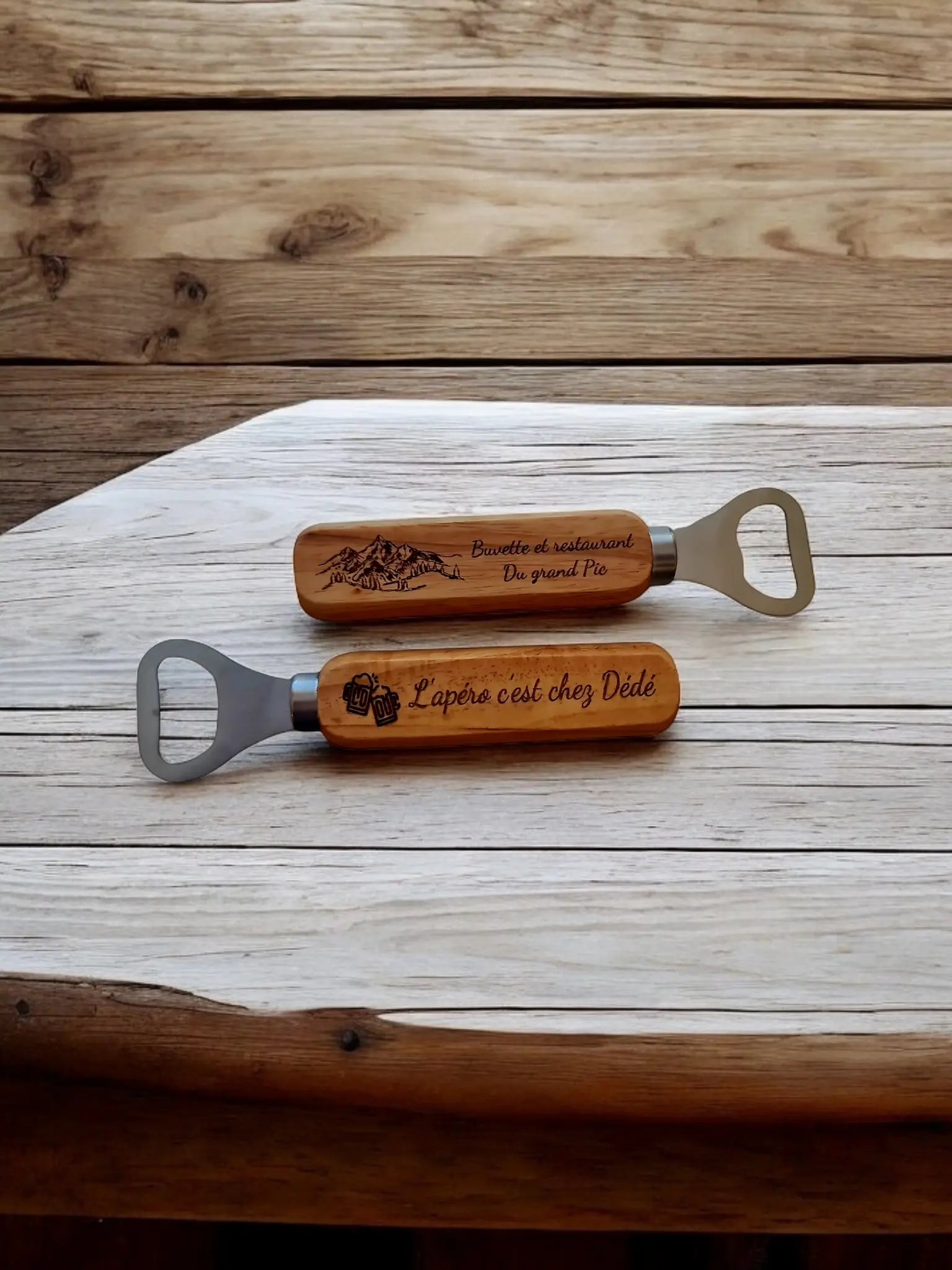 Décapsuleur en bois - l'AtelierPerso.ch